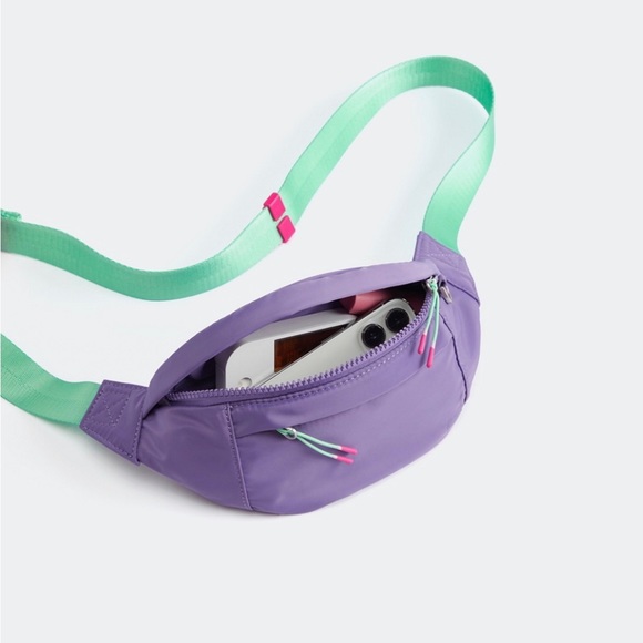 Fabletics Modular Fanny Pack - Picture 2 of 8